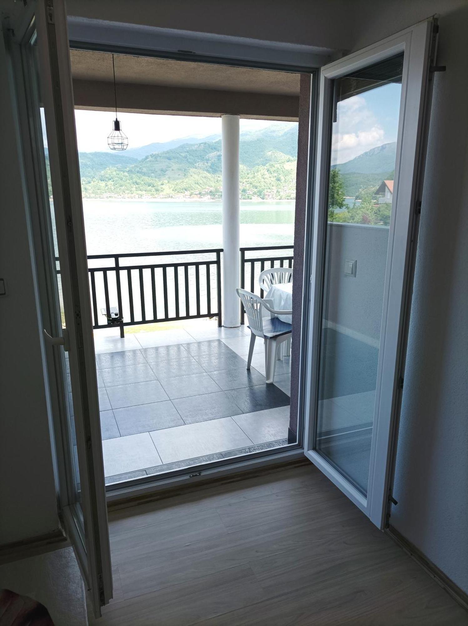 Dina Apartman Jablanicko Jezero Коніц Екстер'єр фото